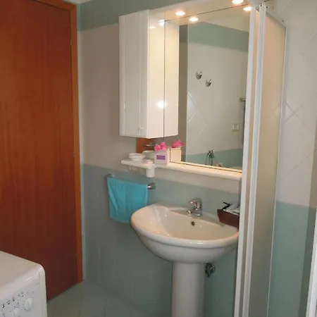 Lovely Flat Next To The - Beahost